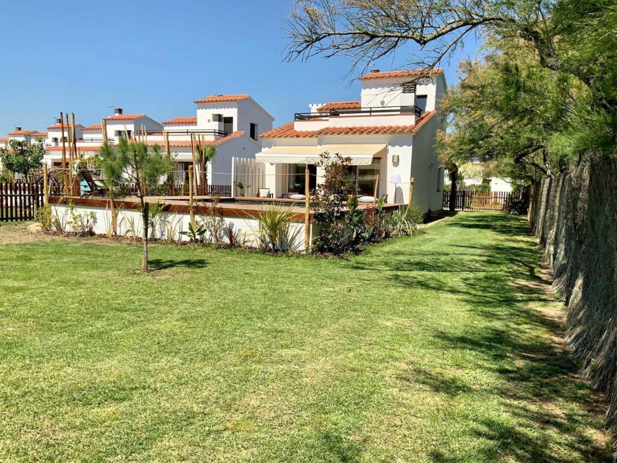 Villas Empuries, Garden & Private Pool Сант Марти д'Емпуриес Екстериор снимка